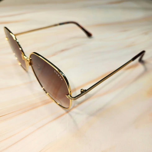 Lentes de Sol GUESS con estuche